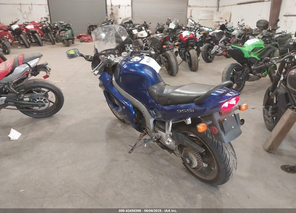 2002 TRIUMPH MOTORCYCLE SPRINT ST VIN: SMT600FVX2J147390