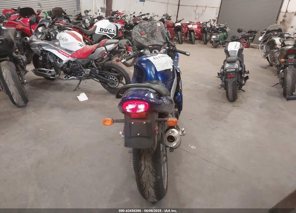 2002 TRIUMPH MOTORCYCLE SPRINT ST VIN: SMT600FVX2J147390