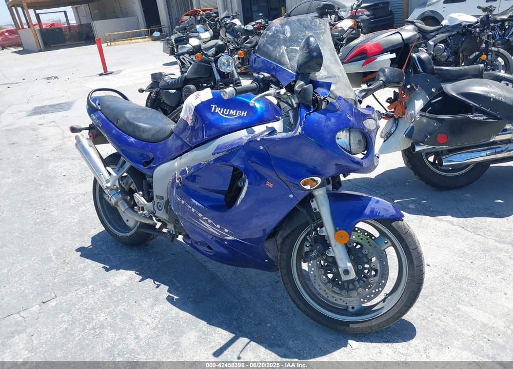 2002 TRIUMPH MOTORCYCLE SPRINT ST VIN: SMT600FVX2J147390