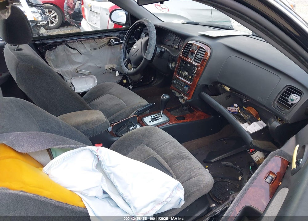 2004 HYUNDAI SONATA GLS/LX VIN: KMHWF35H54A081162