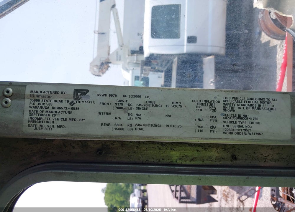 2012 FREIGHTLINER CHASSIS M LINE WALK-IN VAN VIN: 4UZAC3DV0CCBN1750