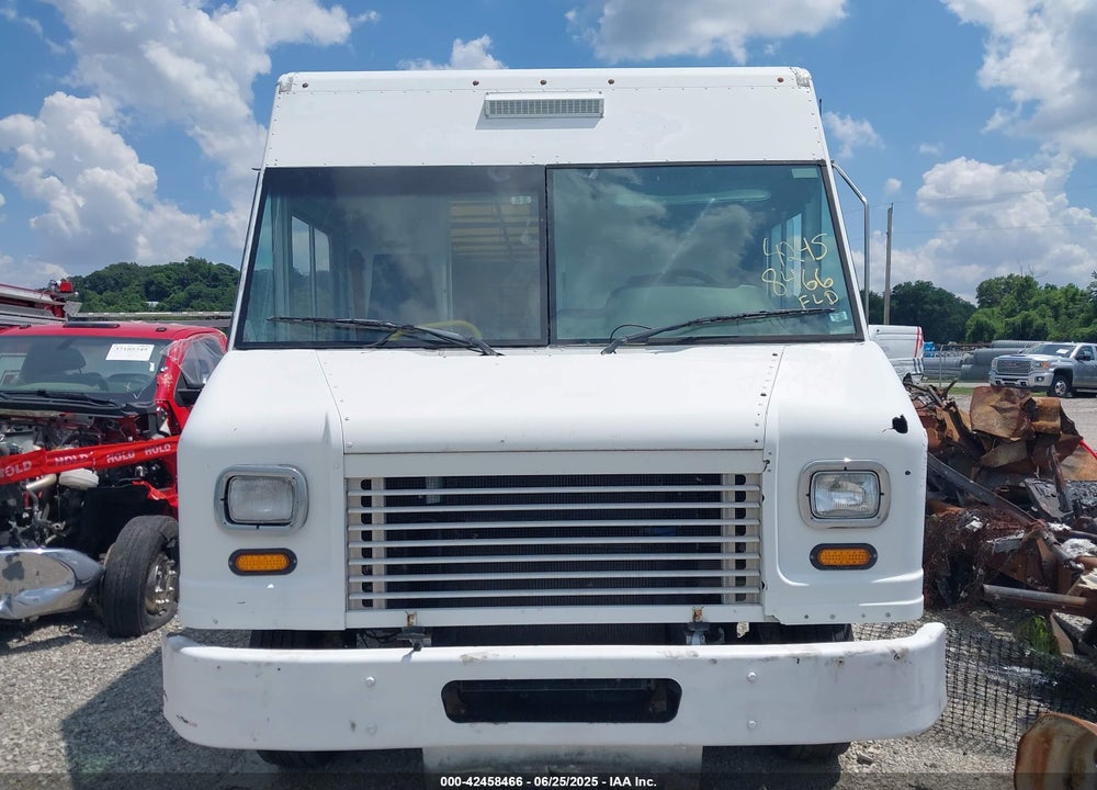 2012 FREIGHTLINER CHASSIS M LINE WALK-IN VAN VIN: 4UZAC3DV0CCBN1750