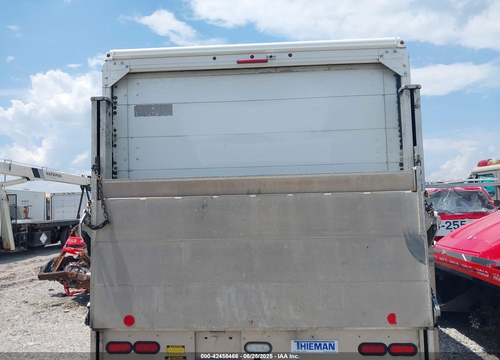 2012 FREIGHTLINER CHASSIS M LINE WALK-IN VAN VIN: 4UZAC3DV0CCBN1750