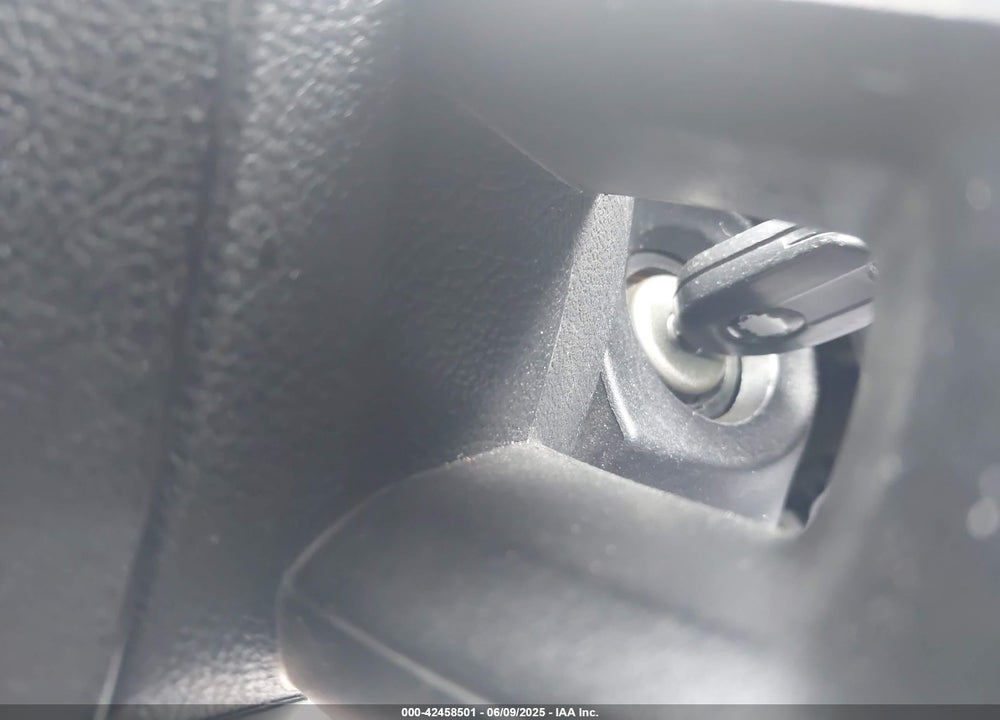 2015 FORD FOCUS VIN: 1FADP3K22FL329356
