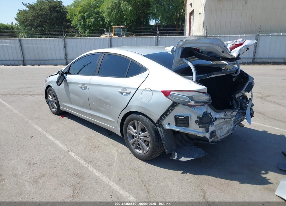 2018 HYUNDAI ELANTRA VIN: KMHD84LF2JU473163