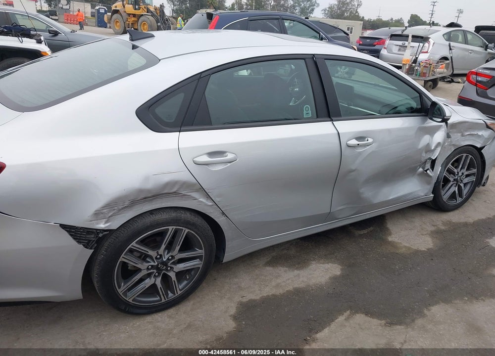 2020 KIA FORTE VIN: 3KPF54AD5LE212621