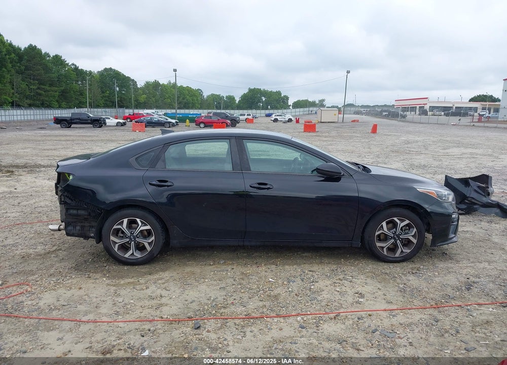 2019 KIA FORTE LXS VIN: 3KPF24ADXKE020778