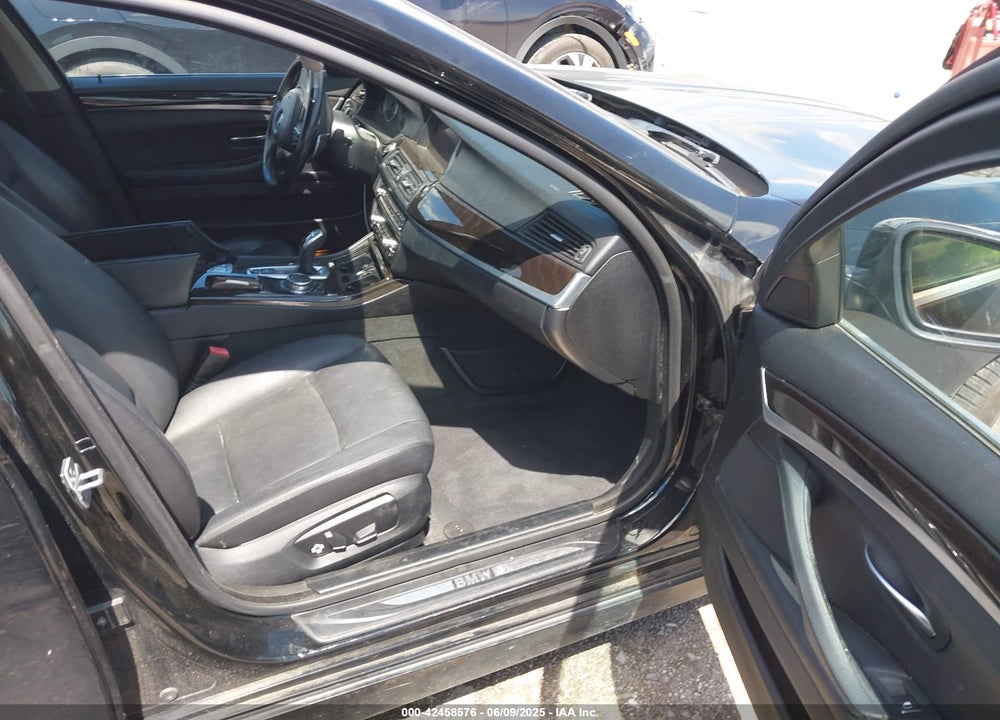 2016 BMW 5 SERIES VIN: WBA5A5C54GG348423