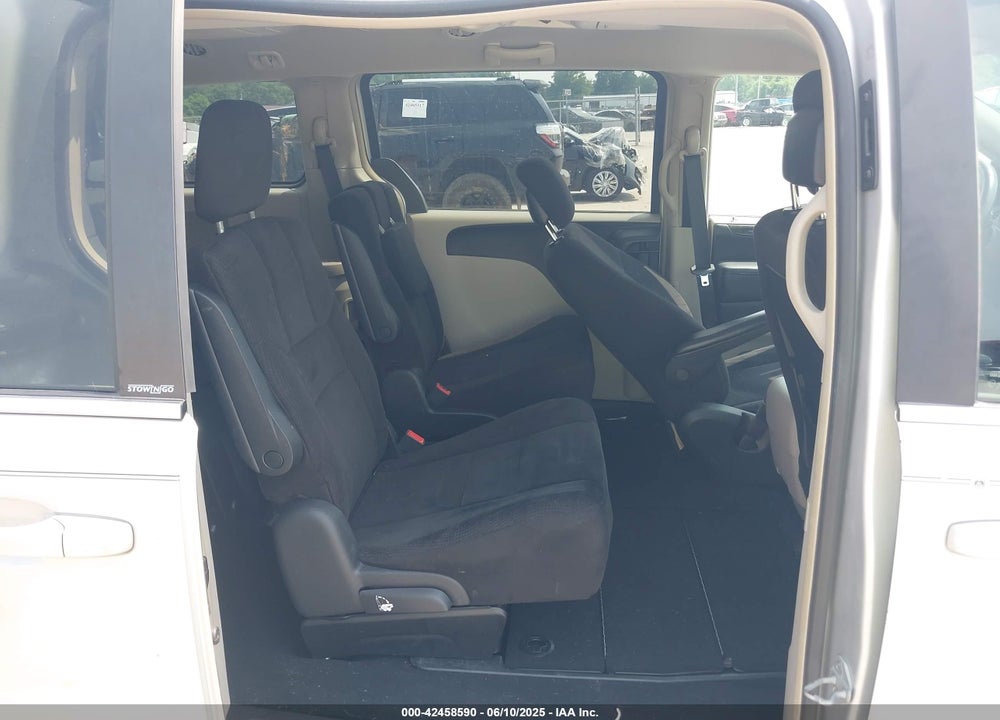 2011 DODGE GRAND CARAVAN CREW VIN: 2D4RN5DG6BR629416