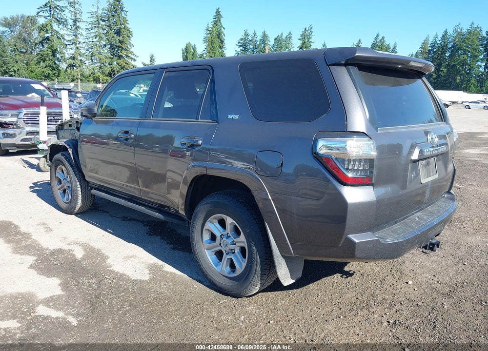 2022 TOYOTA 4RUNNER SR5 VIN: JTEMU5JR1N5980862