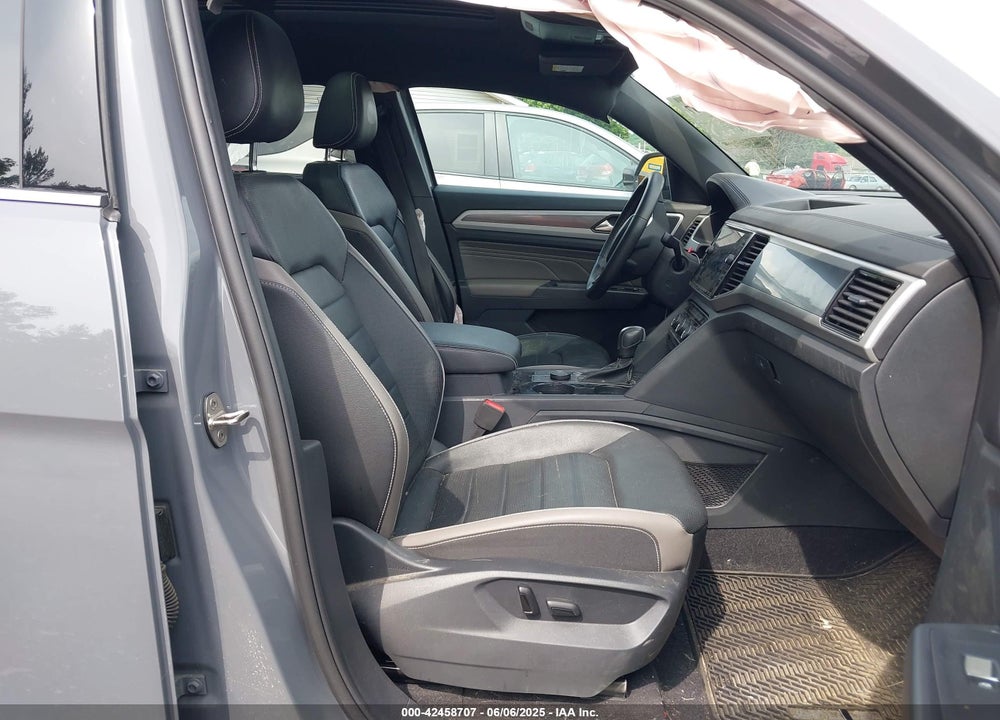 2021 VOLKSWAGEN ATLAS CROSS SPORT 2.0T SEL PREMIUM VIN: 1V2TC2CAXMC219555