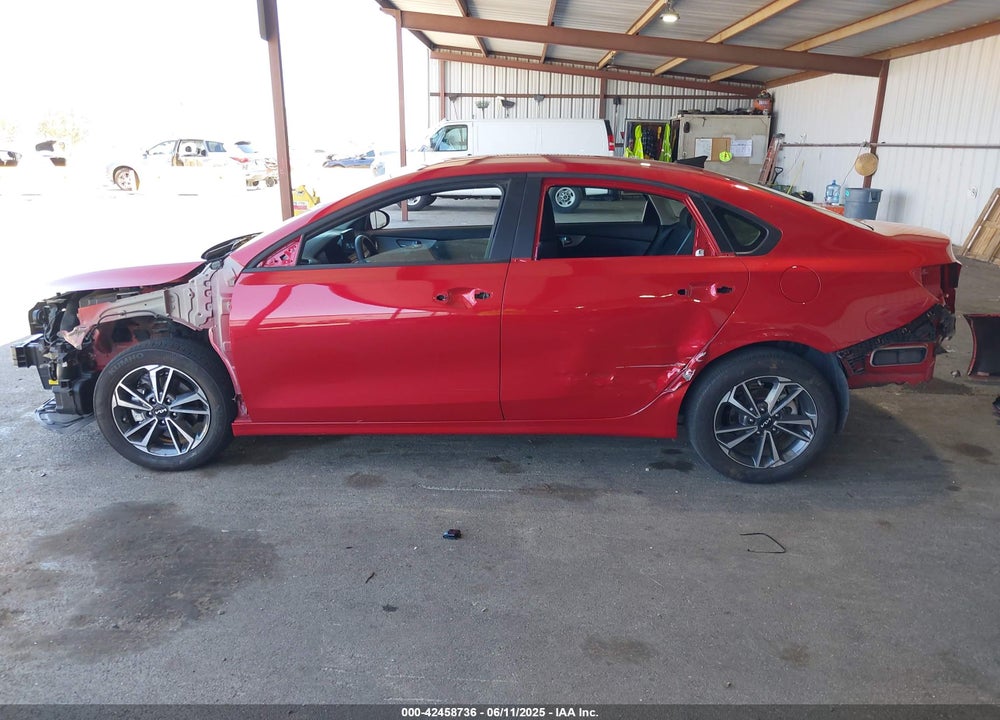 2024 KIA FORTE VIN: 3KPF24ADXRE754802