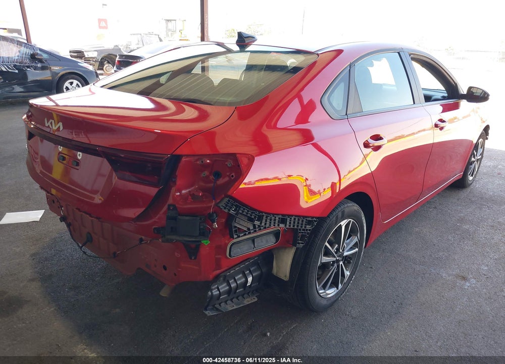 2024 KIA FORTE VIN: 3KPF24ADXRE754802