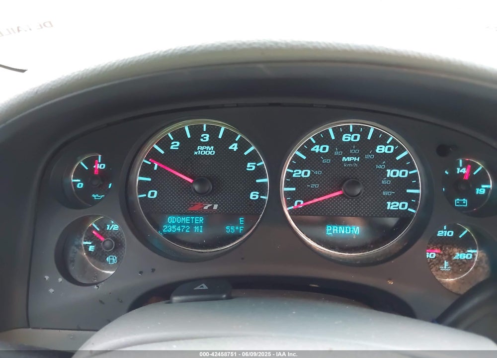 2009 CHEVROLET TAHOE VIN: 1GNFK23079R173252