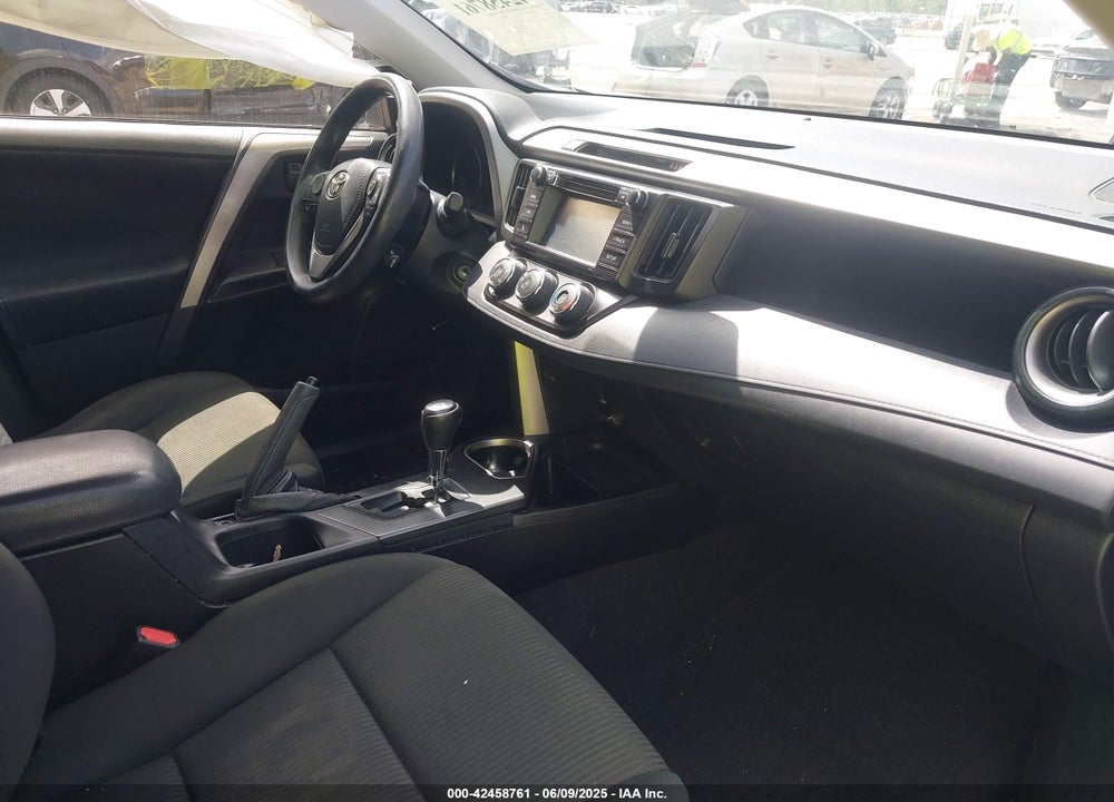2018 TOYOTA RAV4 VIN: JTMZFREV1JJ736567