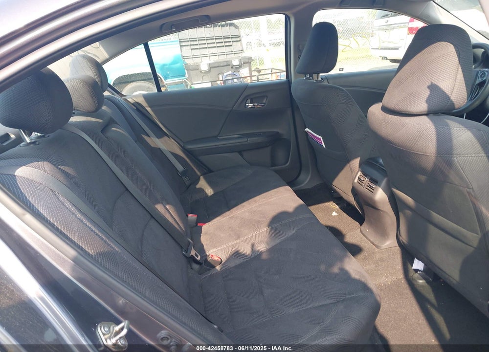 2017 HONDA ACCORD VIN: 1HGCR2F77HA134921