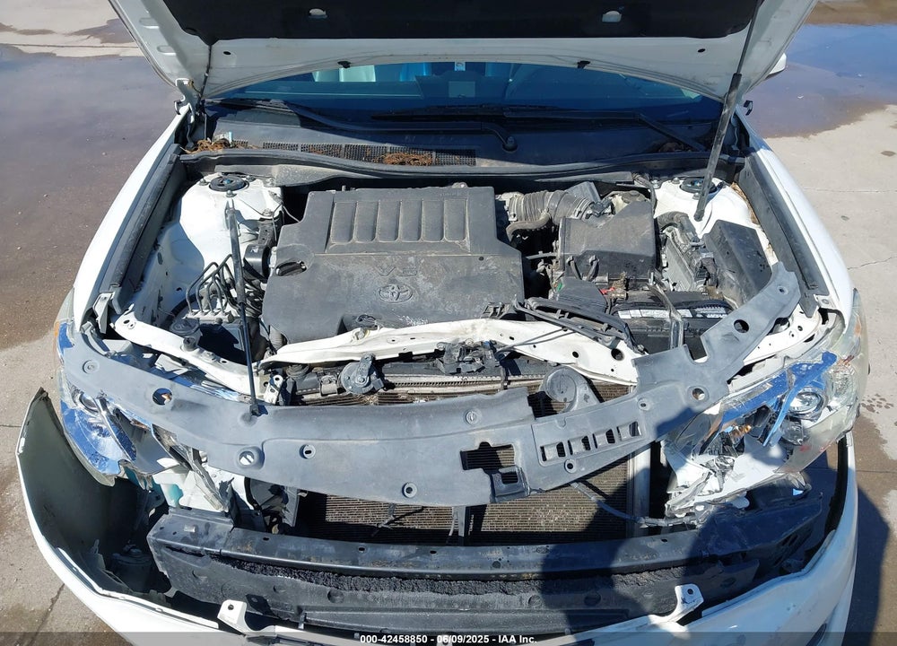 2014 TOYOTA CAMRY XLE V6 VIN: 4T1BK1FK3EU550936