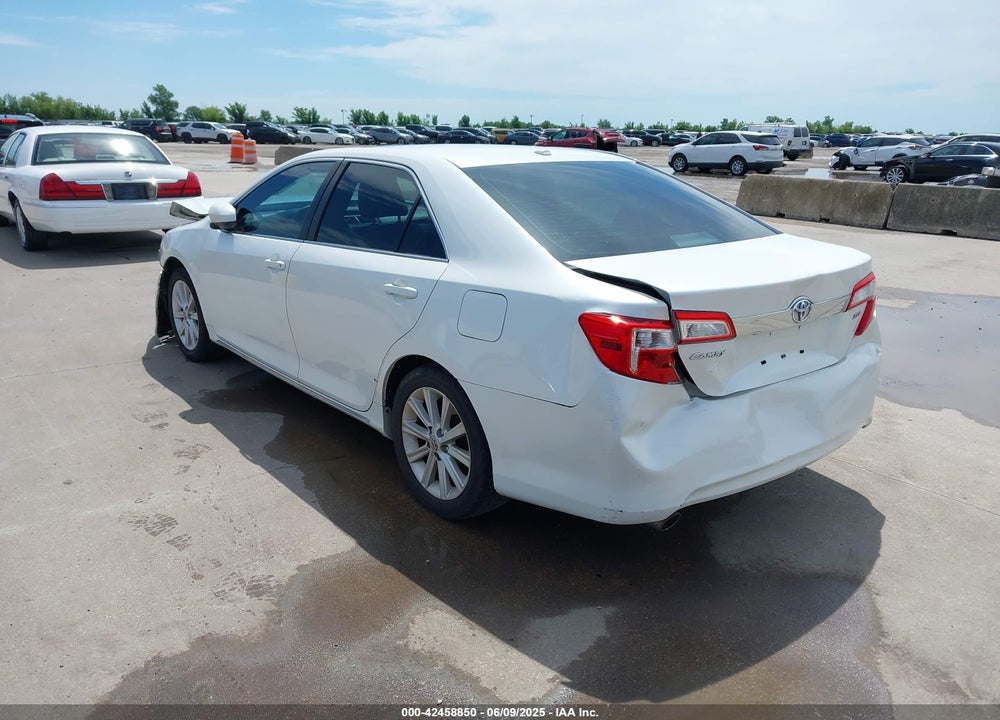 2014 TOYOTA CAMRY XLE V6 VIN: 4T1BK1FK3EU550936