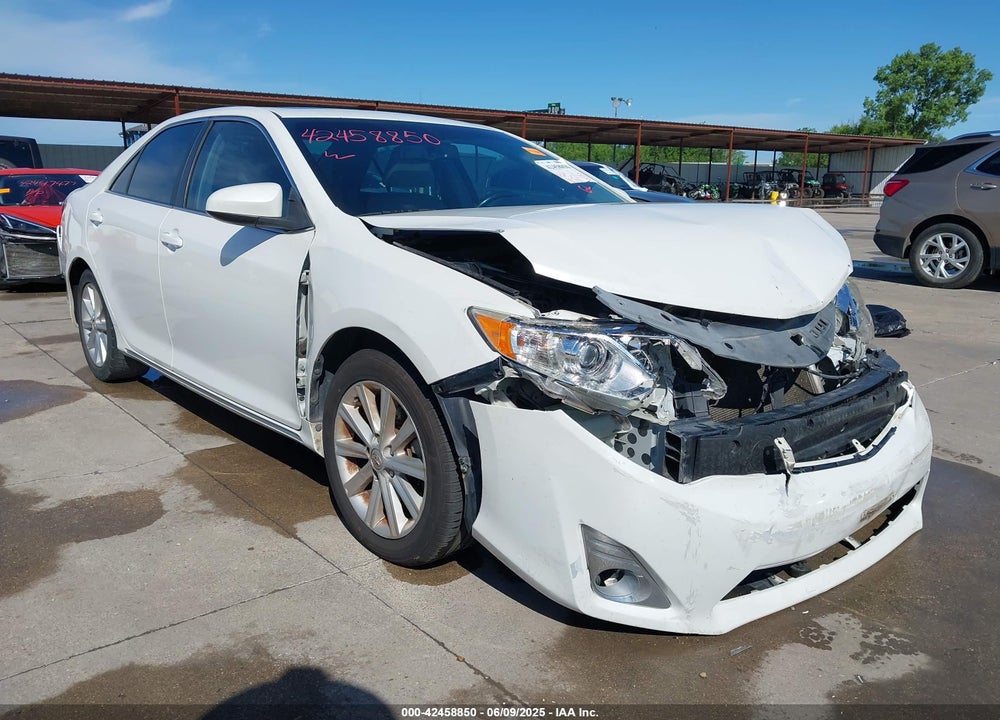 2014 TOYOTA CAMRY XLE V6 VIN: 4T1BK1FK3EU550936