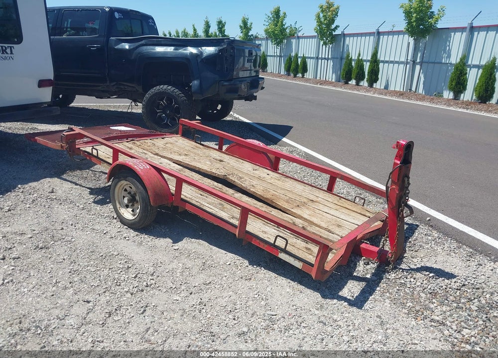 1998 ROADCLIPPER 5X9 VIN: 46UFU0914W1057077