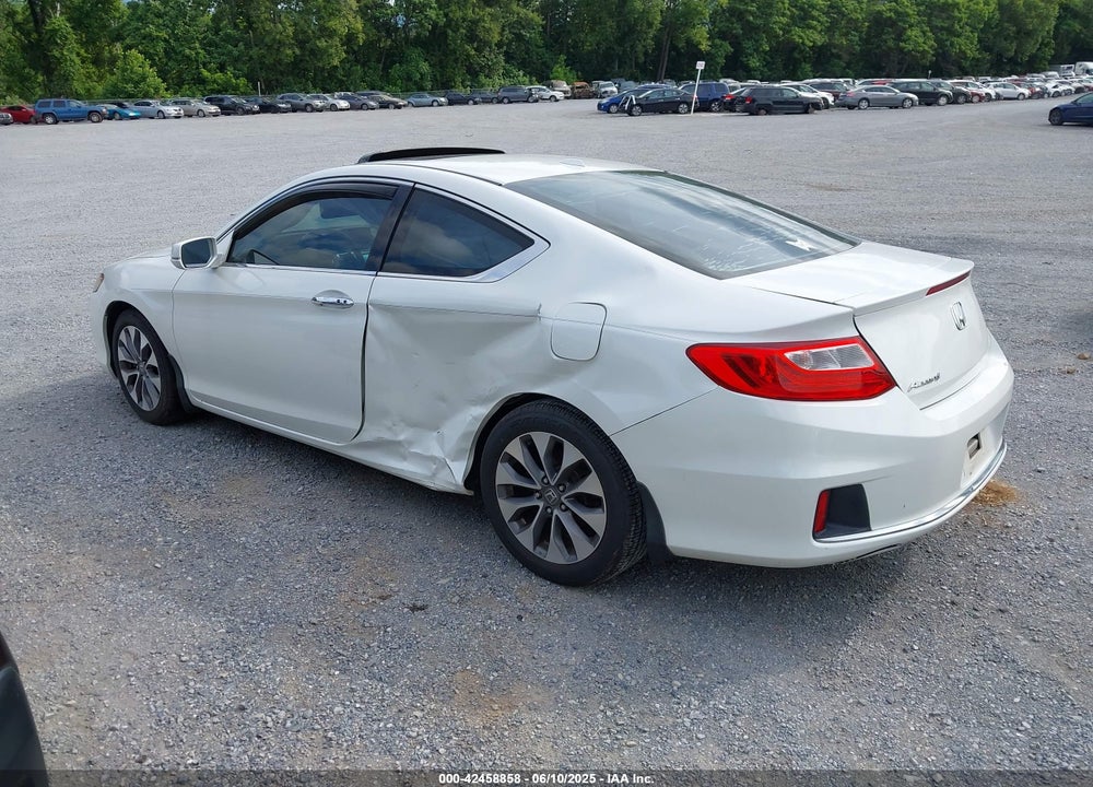 2013 HONDA ACCORD VIN: 1HGCT1B82DA008602