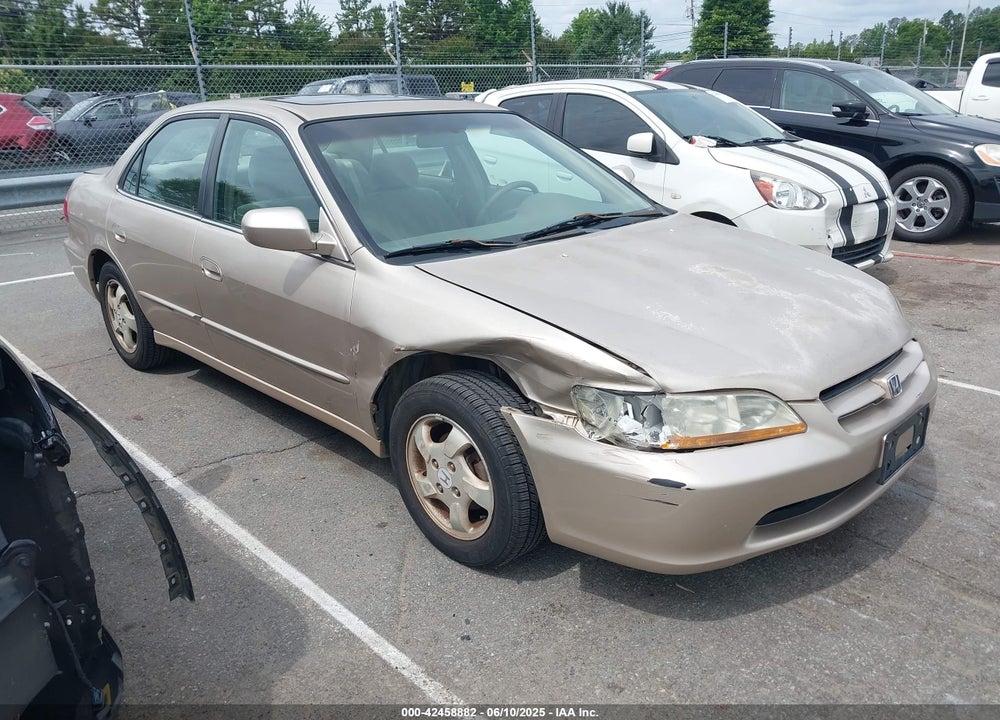 2000 HONDA ACCORD 2.3 EX VIN: 1HGCG5654YA014791