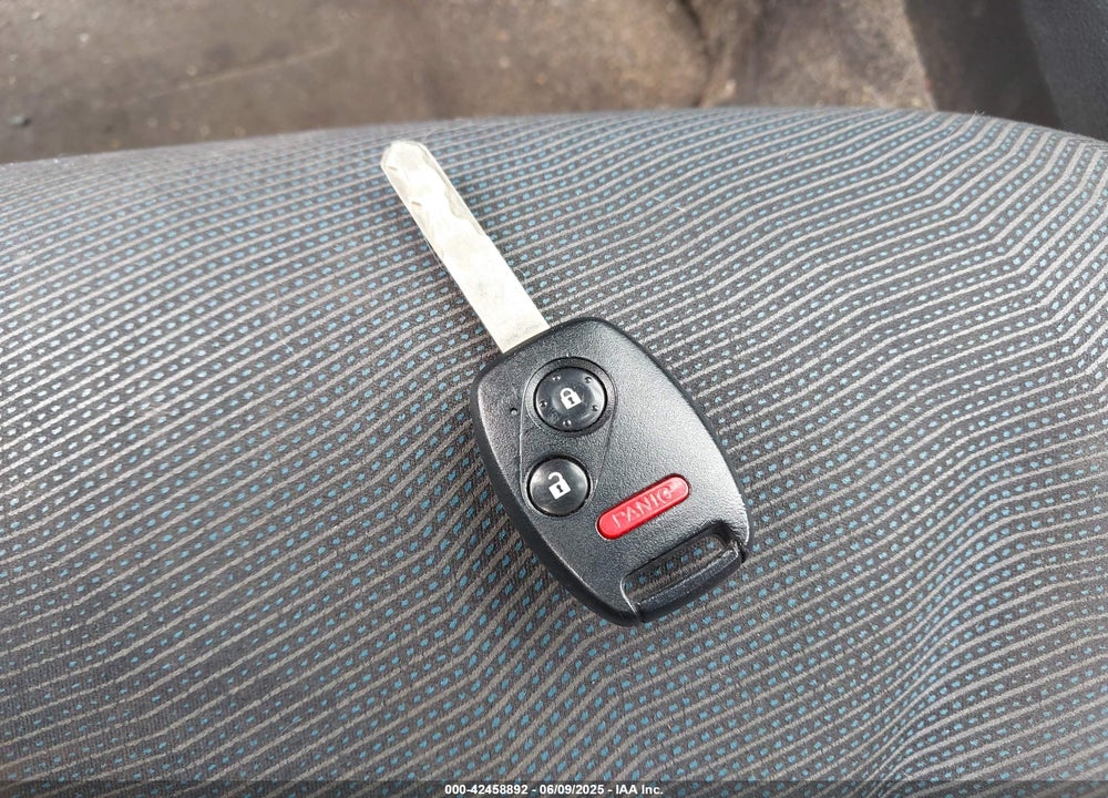 2011 HONDA FIT SPORT VIN: JHMGE8G56BS006374
