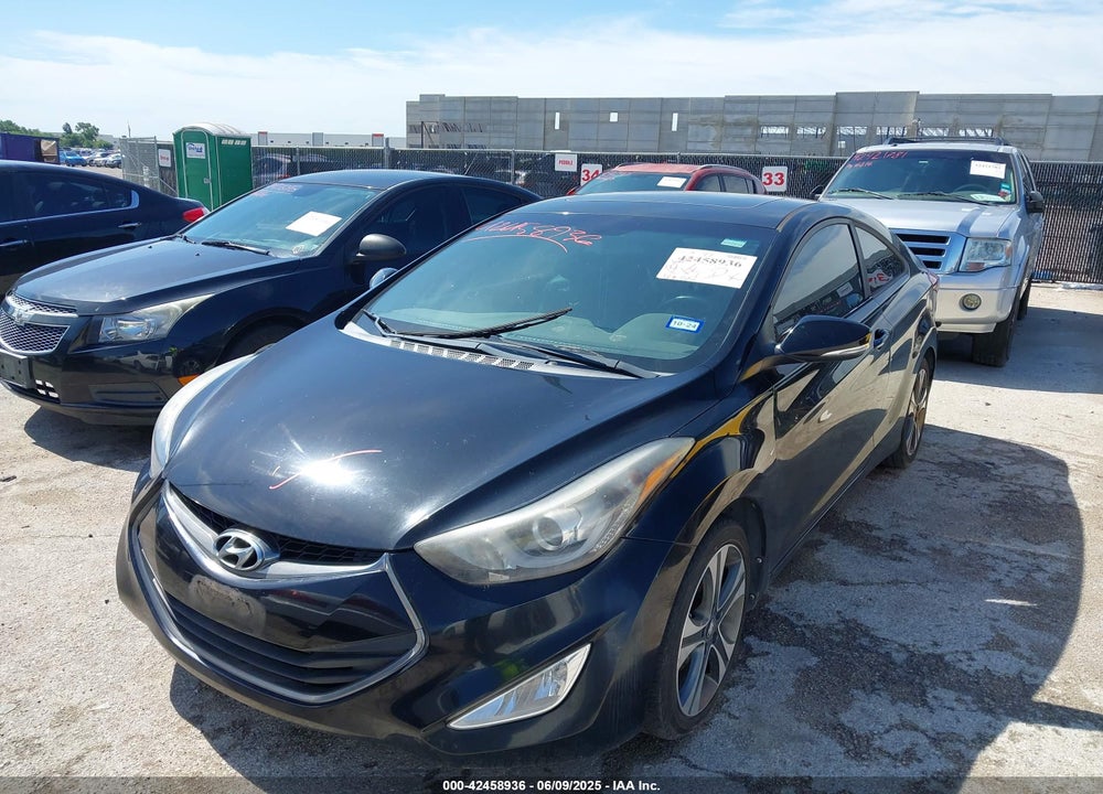 2014 HYUNDAI ELANTRA VIN: KMHDH6AH0EU026286
