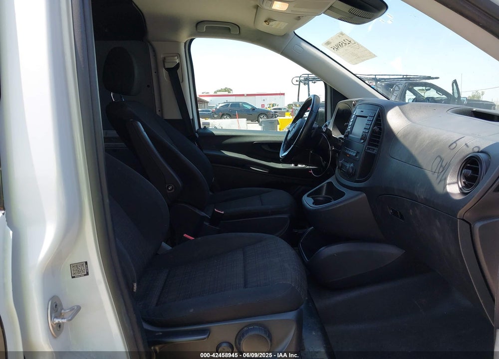 2016 MERCEDES-BENZ METRIS VIN: WD3PG2EA1G3111599