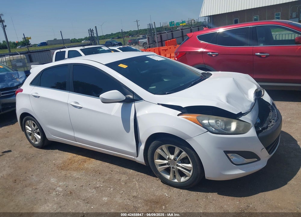 2014 HYUNDAI ELANTRA GT VIN: KMHD35LH3EU173319
