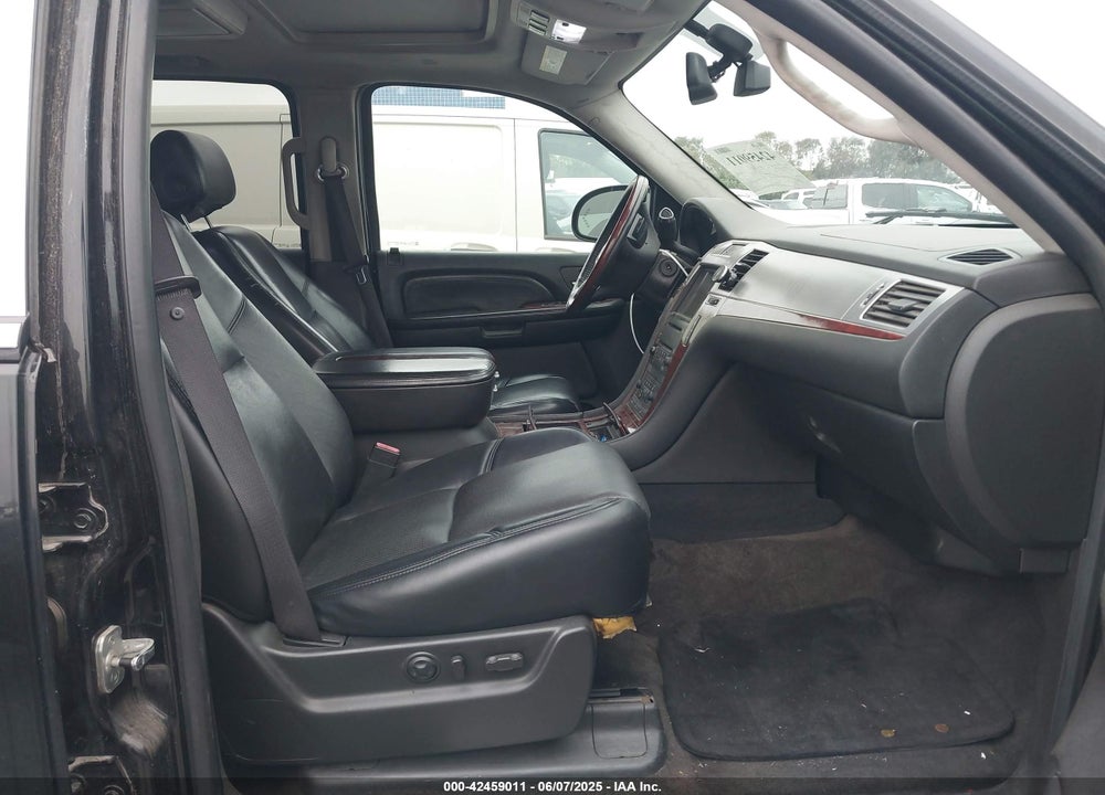 2007 CADILLAC ESCALADE ESV STANDARD VIN: 1GYFK66857R321889