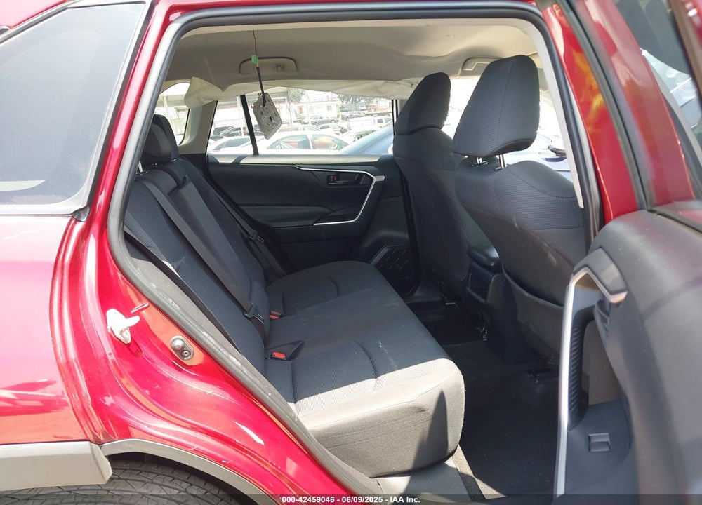 2019 TOYOTA RAV4 VIN: JTMK1RFV4KD025587