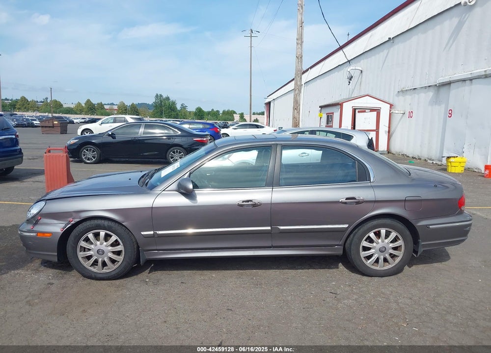 2004 HYUNDAI SONATA GLS/LX VIN: KMHWF35H84A010991
