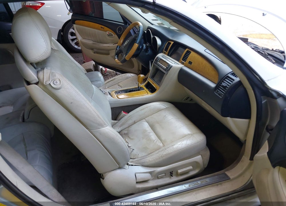 2002 LEXUS SC 430 VIN: JTHFN48Y920026823