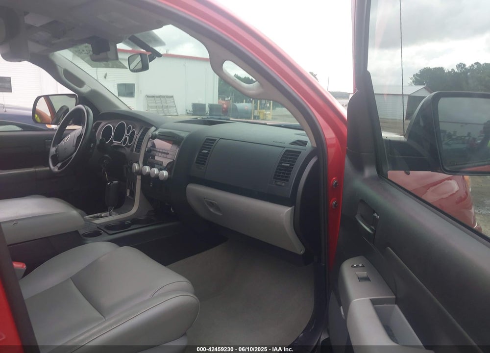 2011 TOYOTA TUNDRA VIN: 5TFDW5F10BX163500