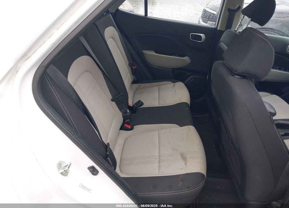 2020 HYUNDAI VENUE SEL VIN: KMHRC8A33LU036988