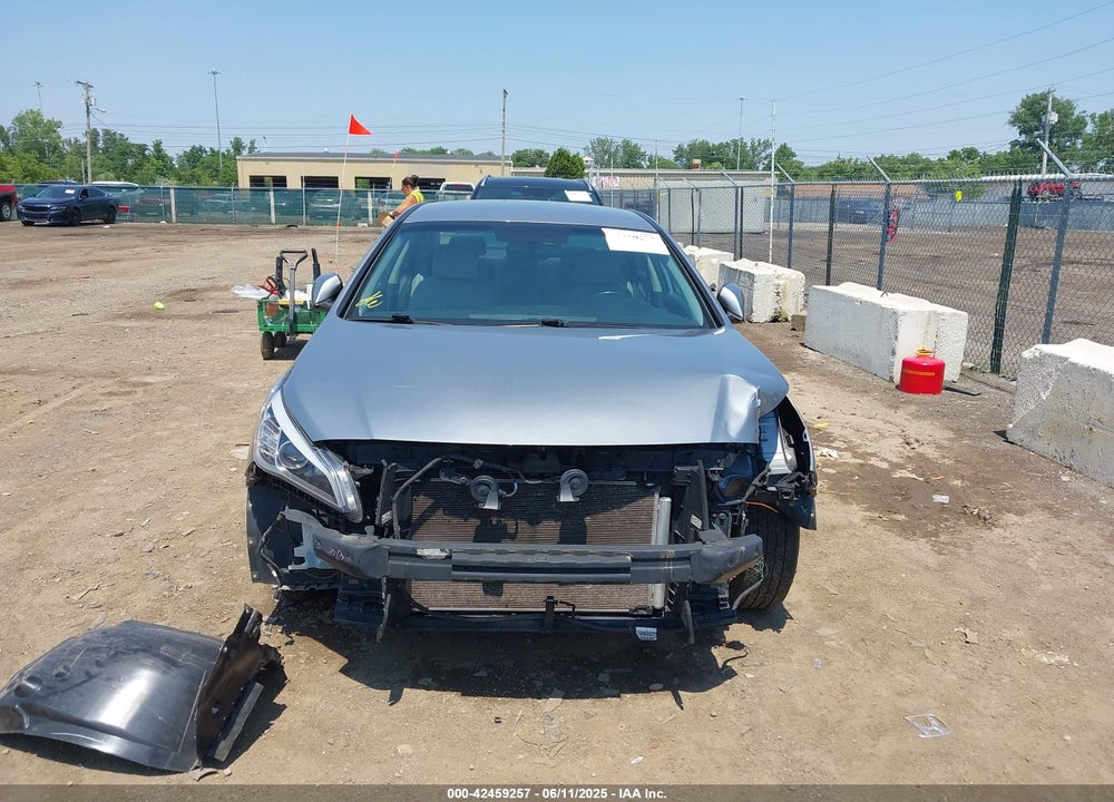 2016 HYUNDAI SONATA SPORT VIN: 5NPE34AF7GH391975