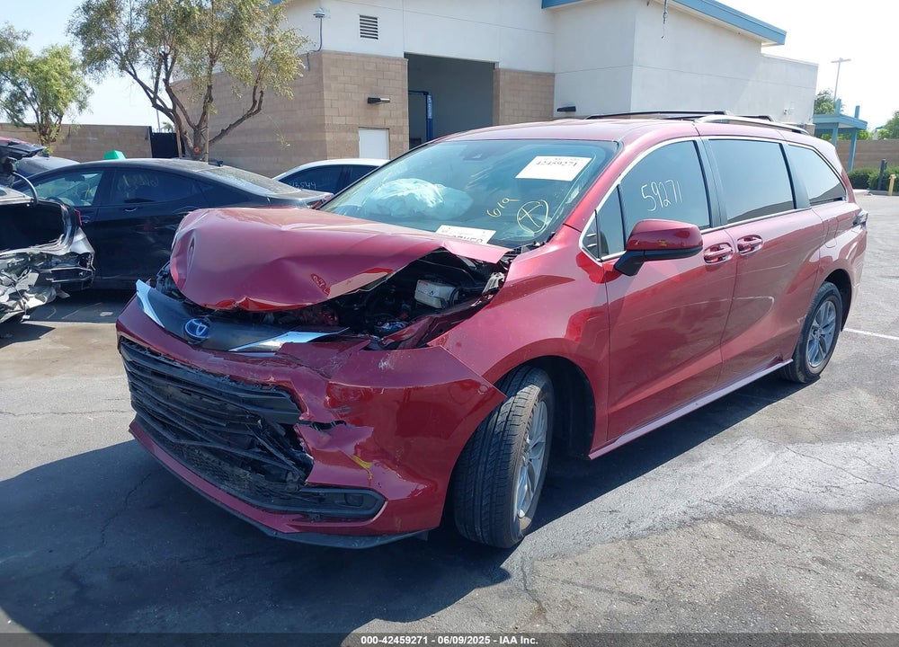2022 TOYOTA SIENNA LE VIN: 5TDKRKEC3NS109148