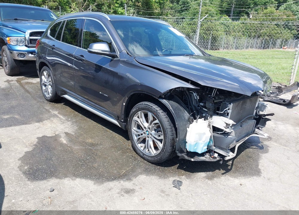 2017 BMW X1 VIN: WBXHT3Z38H4A55086