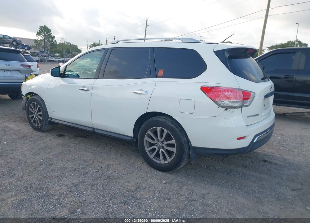 2015 NISSAN PATHFINDER VIN: 5N1AR2MN3FC682032