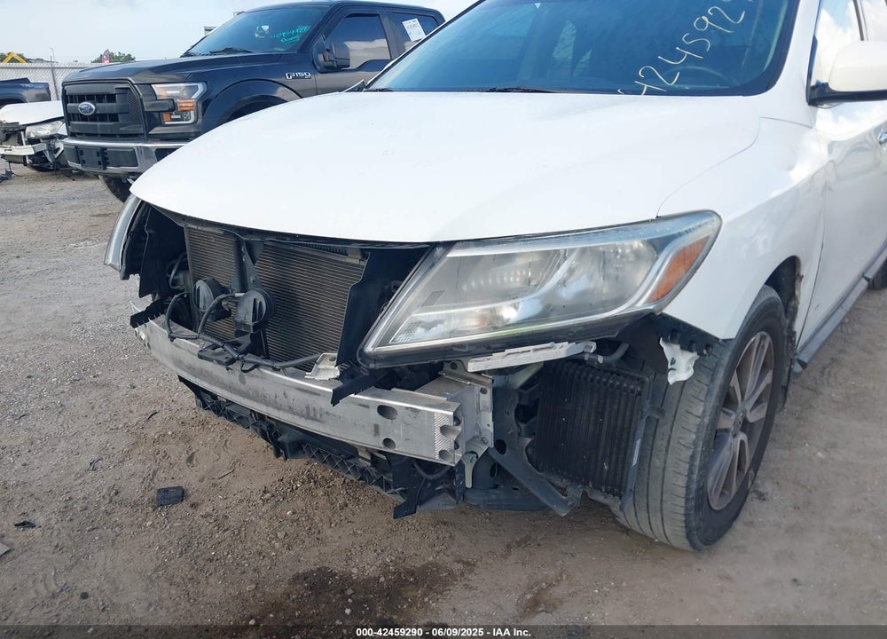 2015 NISSAN PATHFINDER VIN: 5N1AR2MN3FC682032