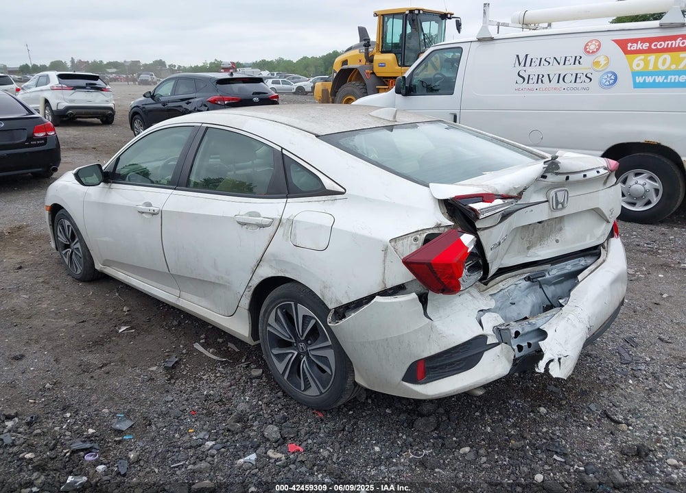 2018 HONDA CIVIC VIN: JHMFC1F76JX016447