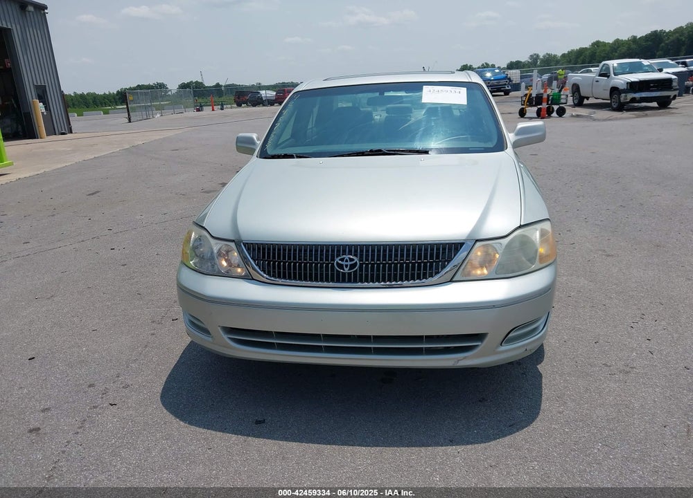 2000 TOYOTA AVALON XL VIN: 4T1BF28B6YU034369
