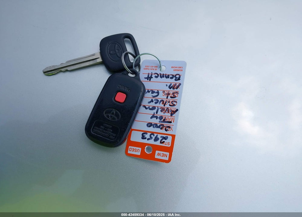 2000 TOYOTA AVALON XL VIN: 4T1BF28B6YU034369