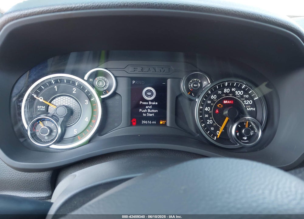 2022 RAM 2500 VIN: 3C6UR5CL9NG222282