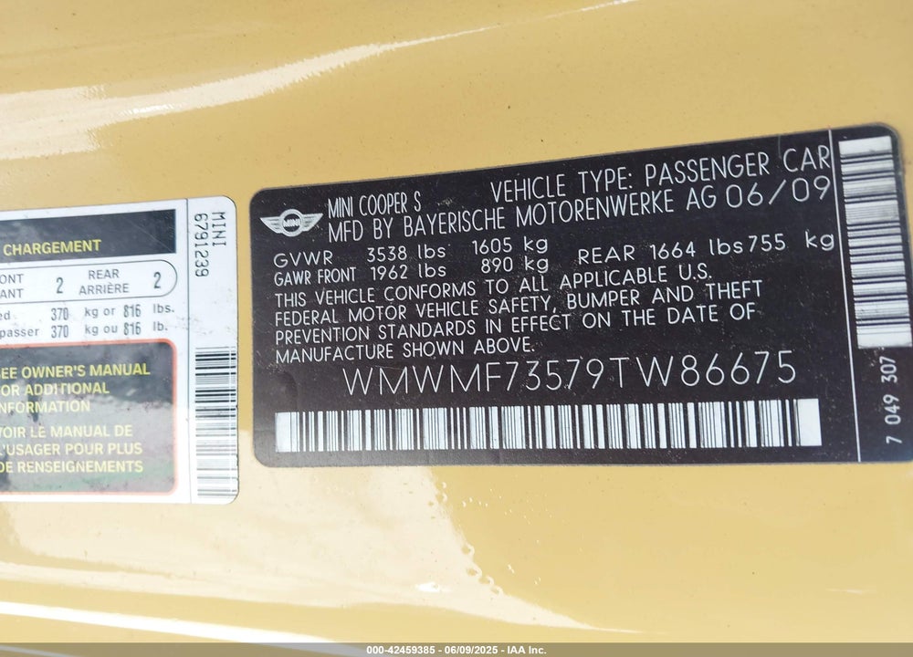 2009 MINI COOPER S VIN: WMWMF73579TW86675