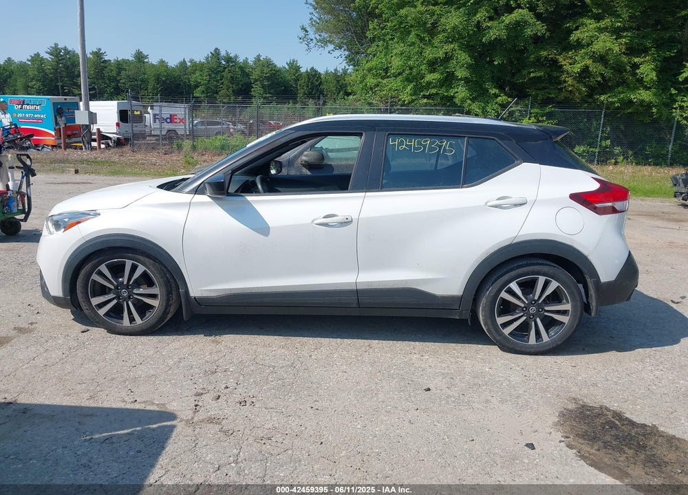 2018 NISSAN KICKS VIN: 3N1CP5CU3JL519149