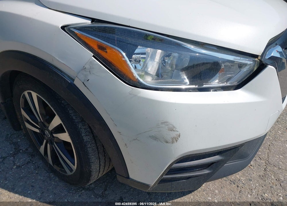 2018 NISSAN KICKS VIN: 3N1CP5CU3JL519149