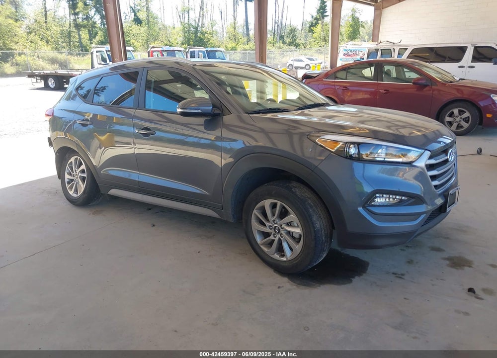 2017 HYUNDAI TUCSON SE PLUS VIN: KM8J33A43HU450627