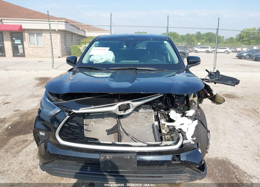 2022 TOYOTA HIGHLANDER VIN: 5TDBZRBHXNS560991